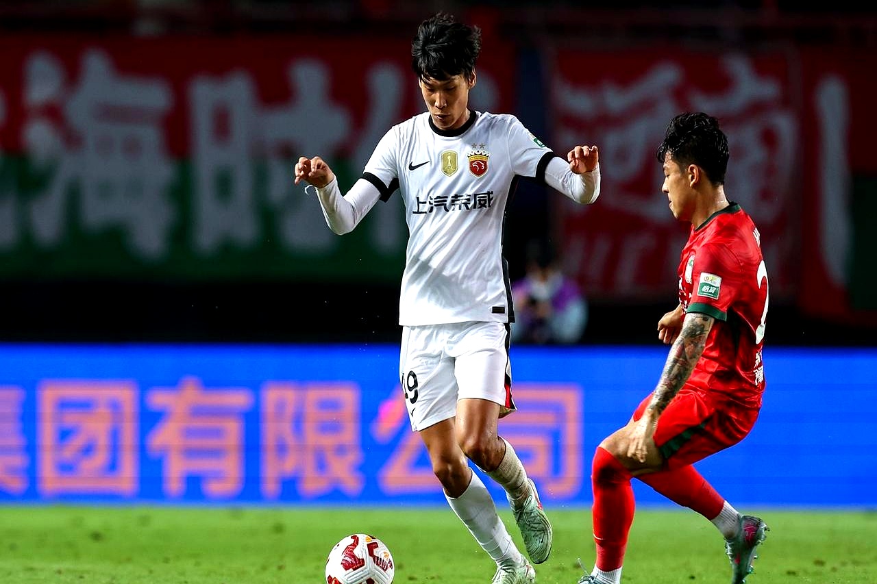 欧冠赛前走向成谜，上海海港伤情更新，底气十足，控场能力受关注