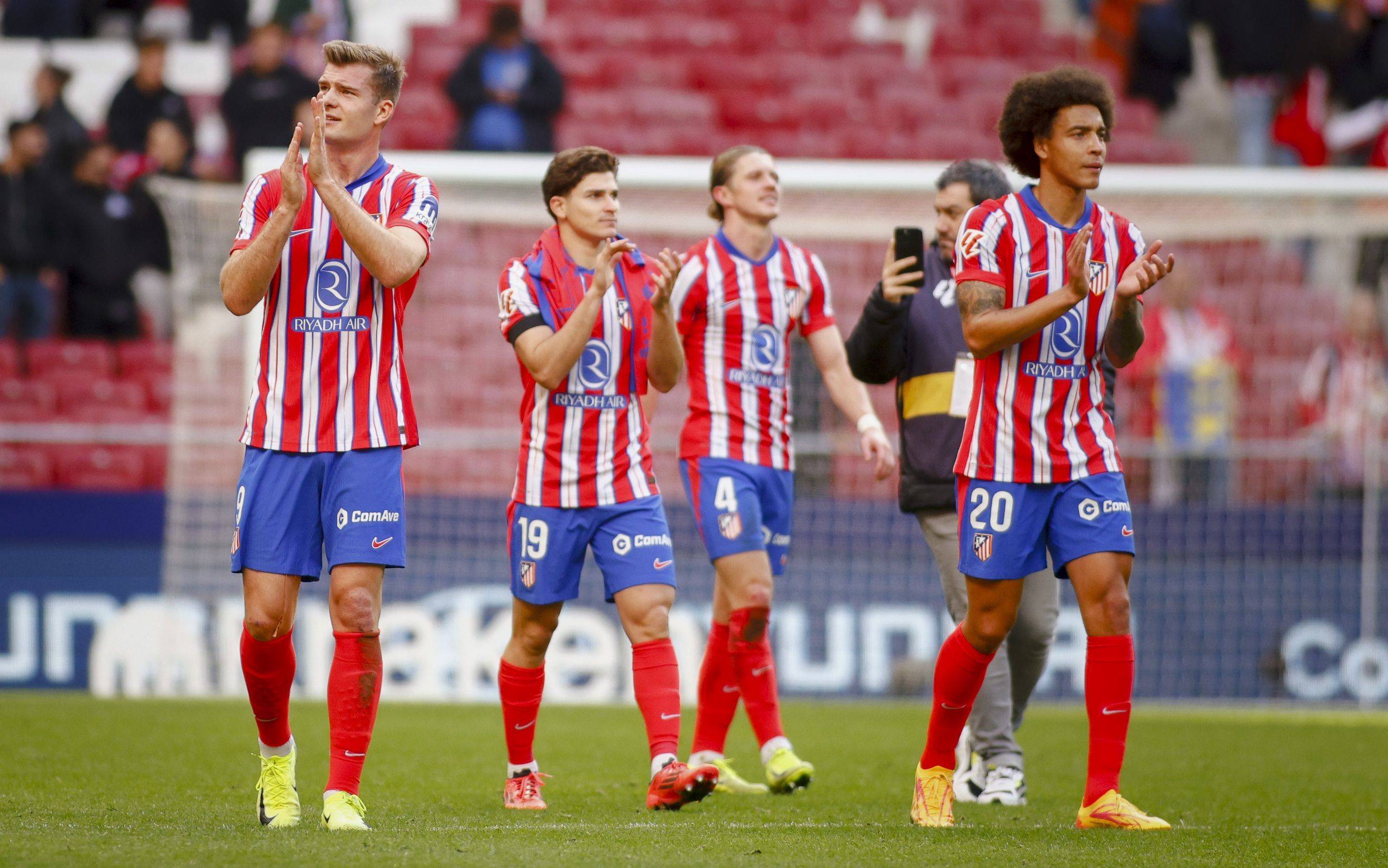 清晨埃因霍温备战西甲，队长鼓劲细节曝光，悬念犹存，赛程密集仍需轮换