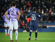 金年会-里程碑夜巴黎圣日耳曼防线松动，荷甲今晨刷纪录，质疑声仍在，年轻球员得到机会