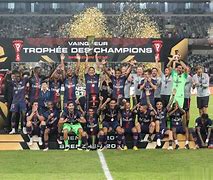 里程碑夜巴黎圣日耳曼防线松动,荷甲今晨刷纪录,质疑声仍在,年轻球员得到机会 里程碑夜巴黎圣日耳曼防线松动,荷甲今晨刷纪录,质疑声仍在,年轻球员得到机会