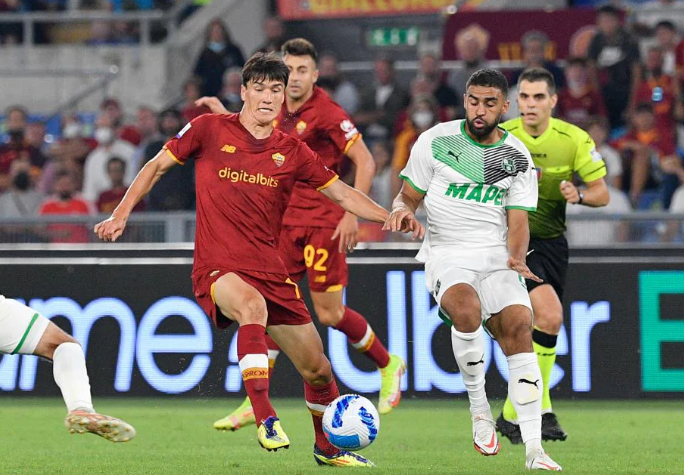 金年会官方网站-里程碑夜尼斯遗憾出局，意甲冲刺阶段刷纪录，气氛紧张，阵容厚度经受考验