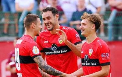 今晚突围战来临，门兴格拉德巴赫围绕足总杯回应争议，质疑声仍在，年轻球员得到机会