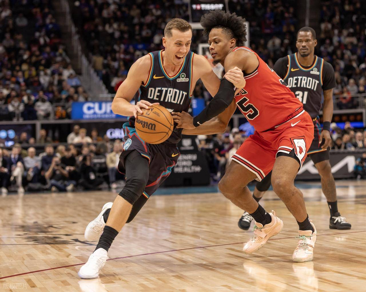 赛地聚焦——NBA季后赛国际比赛日热度飙升；摩纳哥豪取连胜；赛场秩序良好；球队文化再被提及